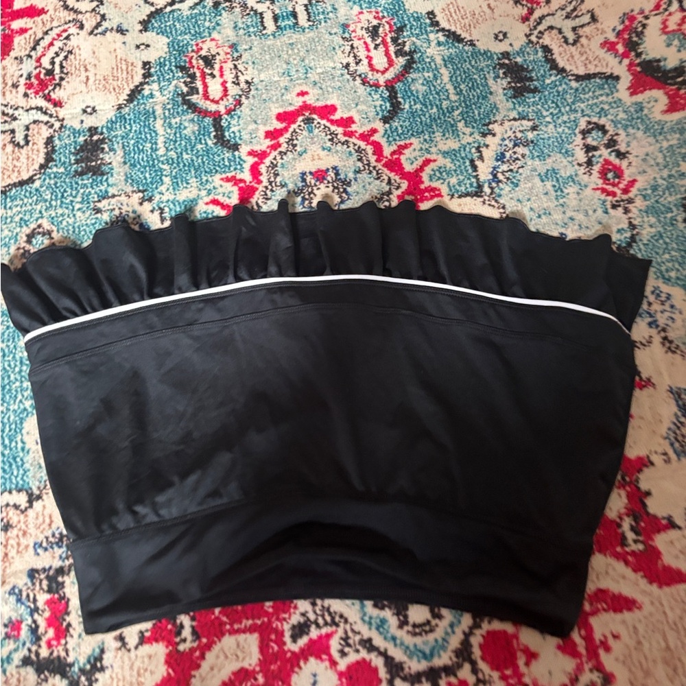 Nike Black and White Ruffled Skater Mini Skirt - Picture 2 of 3